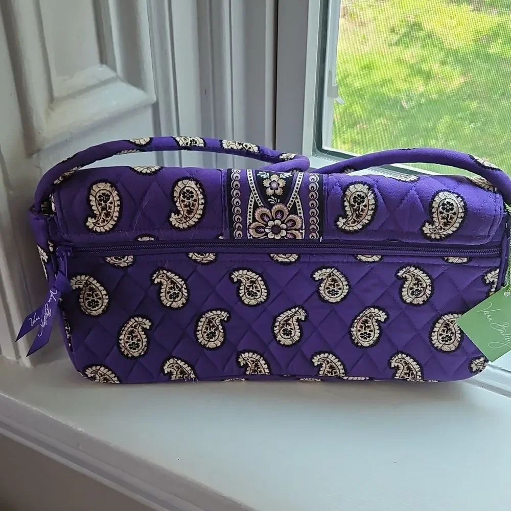 NWT Vera Bradley Paisley Quilted Shoulder Bag.